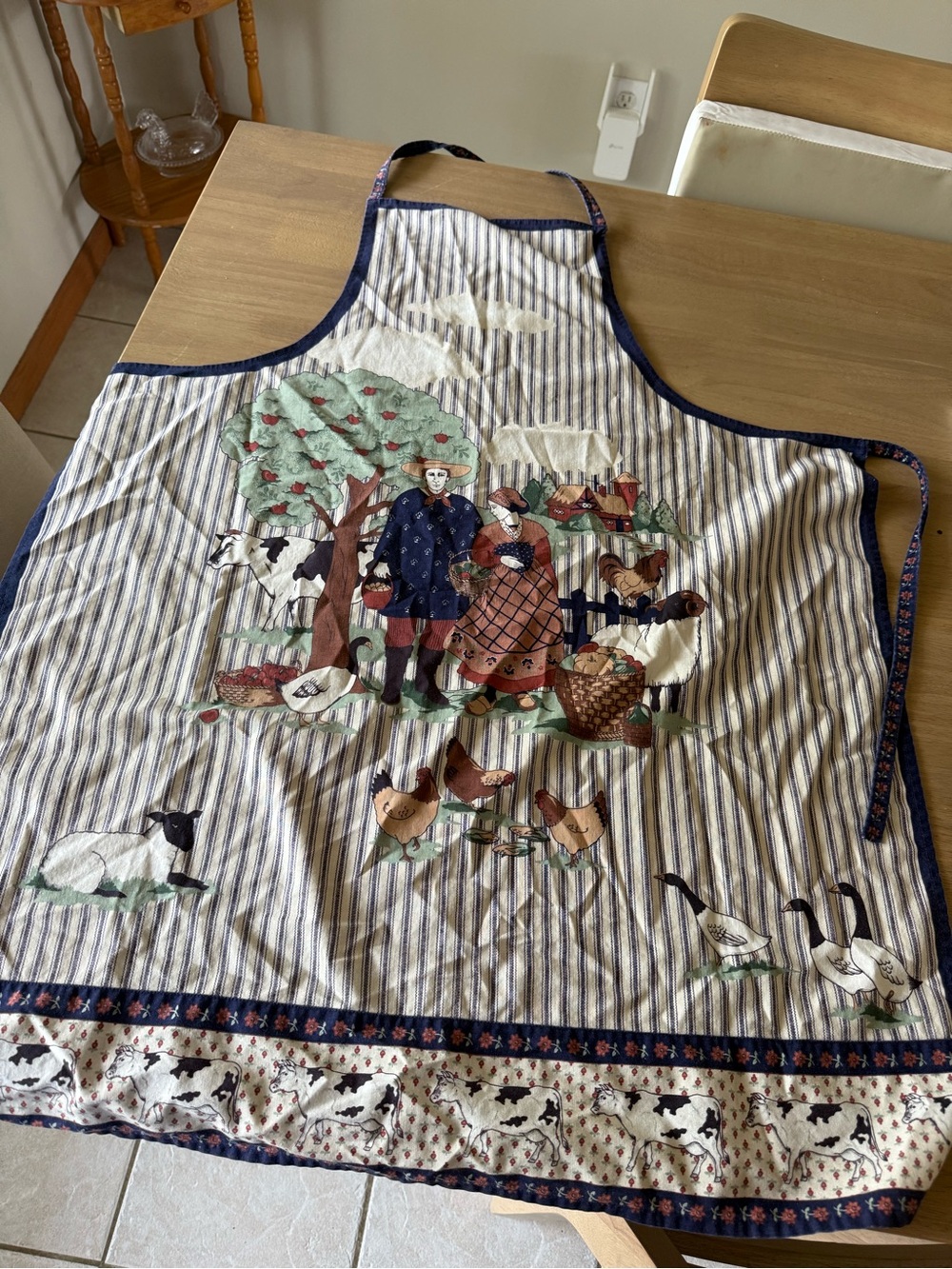 Vintage Joan Kessler cottage core handmade apron with cows, goose, chickens etc